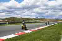 cadwell-no-limits-trackday;cadwell-park;cadwell-park-photographs;cadwell-trackday-photographs;enduro-digital-images;event-digital-images;eventdigitalimages;navarra;no-limits-trackdays;peter-wileman-photography;racing-digital-images;trackday-digital-images;trackday-photos